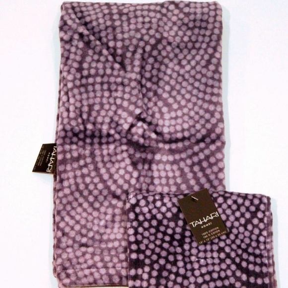 TAHARI HOME 1 Guest  & 1 Hand TOWELS velvet PURPLE - Picture 1 of 1